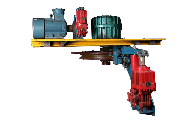 �(q��)���b��